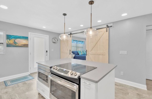 Capri Isle Condo | Cozy Open Waterfront view 2-3 bedroom Condo