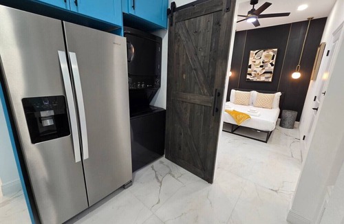 College Park House | Cozy Orlando home walk to Dubsdread Golf Course