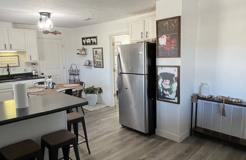 Gentry House | Cozy out of town with amazing views