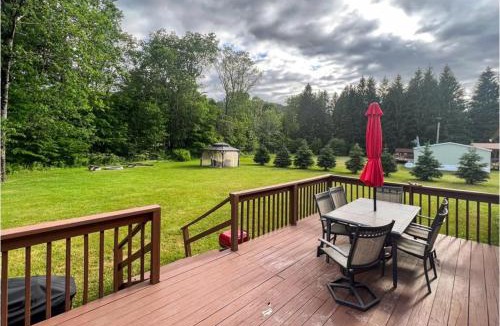 Livingston Manor House | Cozy Palace