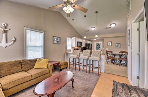 Pantego House | Cozy Pantego Cottage ~ 5 Miles to Belhaven!