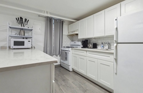 Southeast Yonkers House | Cozy peaceful Yonkers, NY hideaway just 20 minutes from NYC!
