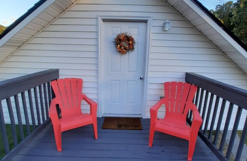 Oak Ridge Apartment | Cozy, pet-friendly, 1-bedroom apartment in Oak Ridge with AC