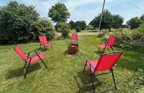 Meadowbank Cottage | Cozy, pet-friendly cottage sleeps up to 5 guests