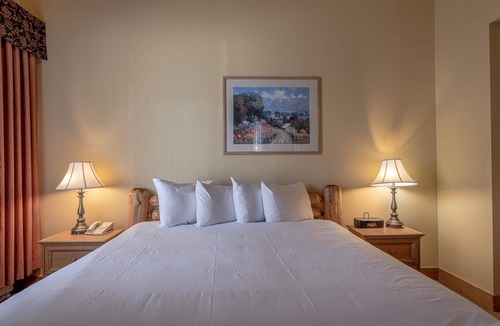 Mount Crested Butte Cabin | Cozy Pet-Friendly King Studio in Mt. Crested Butte - No Cleaning Fee! by RedAwning