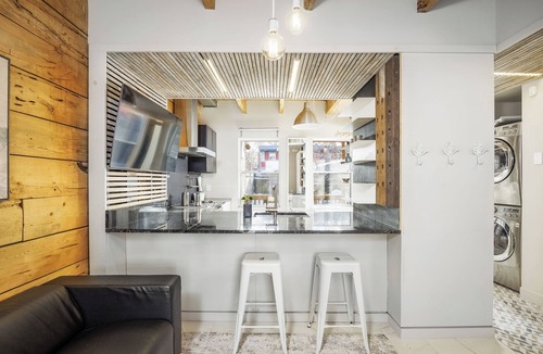 Pointe-Saint-Charles House | Cozy pied à terre with private garden, in trendy Pointe Saint Charles.