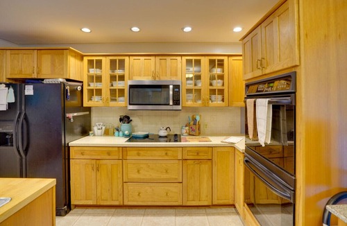 Pittsfield House | Cozy Pittsfield Gem w/Deck, Gazebo & Fireplace!