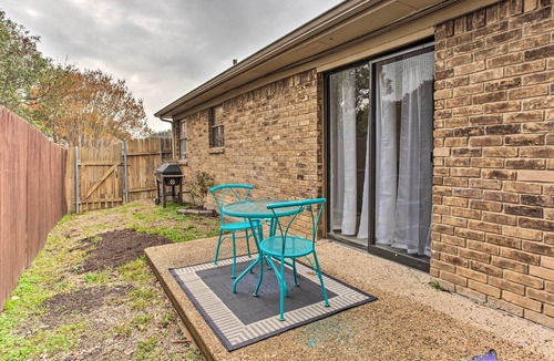 Cowley House | Cozy Plano Home w/ Patio < 5 Mi to Downtown!