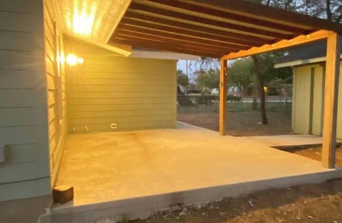 Pleasanton House | Cozy Pleasanton Cottage – Huge Monthly Discount