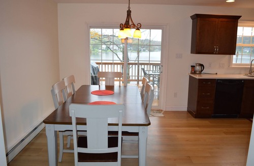 Lake Ariel House | Cozy Pocono Lakefront Mid-Term Vacation Rental near Scranton. 30+ days only!