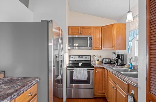 Deltona Lakes House | Cozy Pool Home with Private Back Yard