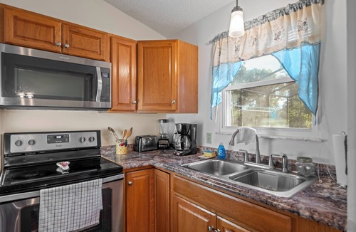 Deltona Lakes House | Cozy Pool Home with Private Back Yard