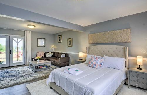 South Colby Apartment | Cozy Port Orchard Home with Grill and Fire Pit!