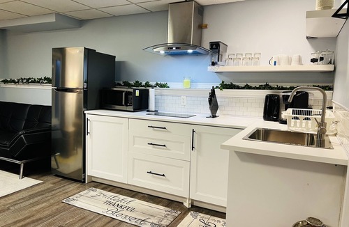 London Apartment | Cozy & Private 1 Bedroom Studio