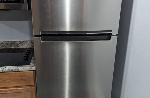 Kearney House | Cozy Private 1BR Suite, King Bed, Near Downtown