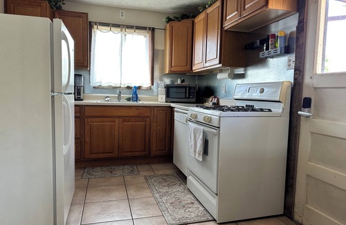Richfield House | Cozy Private Apartment
