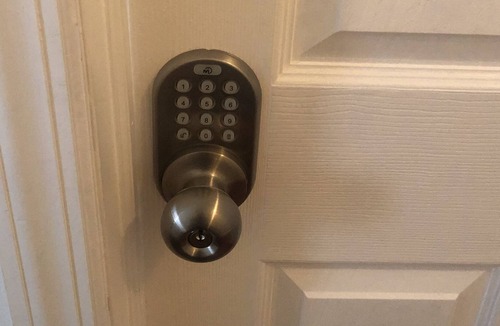 Englewood House | Cozy Private"B" Bedroom Kitchen Wifi