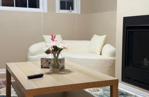 Waverly Beach Apartment | Cozy Private Basement Apartment in Fort Erie