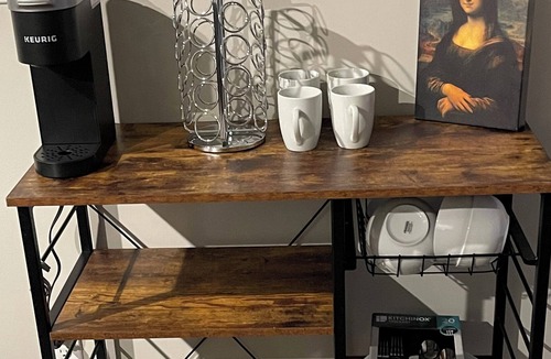 Lovejoy House | Cozy Private Bedroom w/shared bathroom