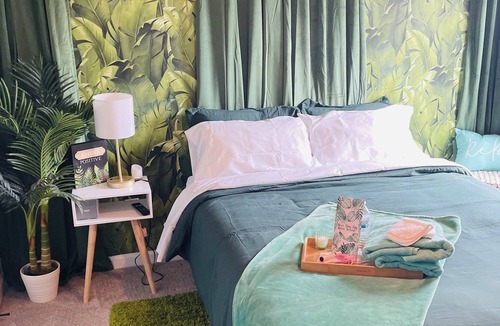 Lovejoy House | Cozy Private Bedroom w/shared bathroom