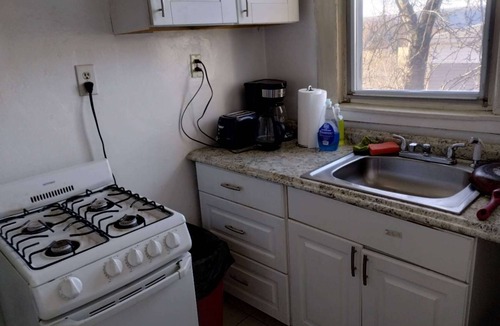 Park Hill Apartment | Cozy private bedroom with shared bathroom in charming Yonkers with AC