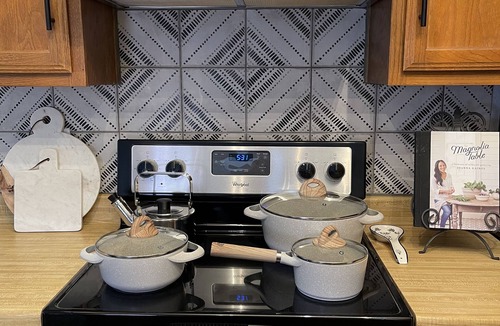 Carrollton House | Cozy & Private Boho Style 2 Bed 2 Bath Home