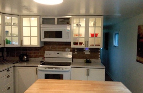 Central Frontenac Cottage | COZY PRIVATE COTTAGE WITH BOAT LAUNCH, ON BEAUTIFUL BOBS LAKE ON.