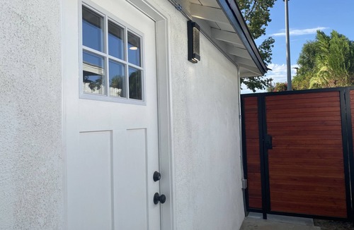 Lake Balboa Apartment | Cozy Private Guest Studio