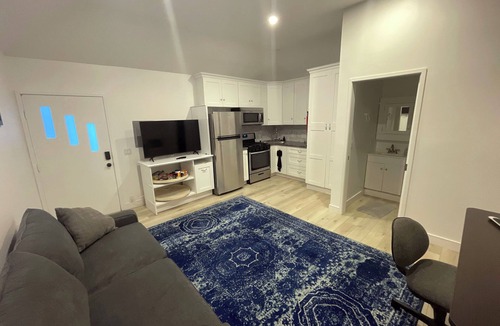 Studio City Apartment | Cozy Private Guest Suite Studio City