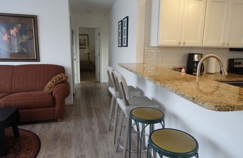 Upton House | Cozy Private Home/High Speed Wifi