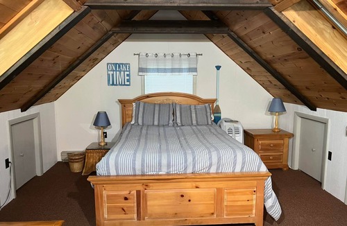 Lake Arrowhead House | Cozy Private Lakefront Home