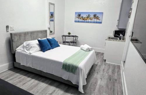 West Perrine House | Cozy Private Room