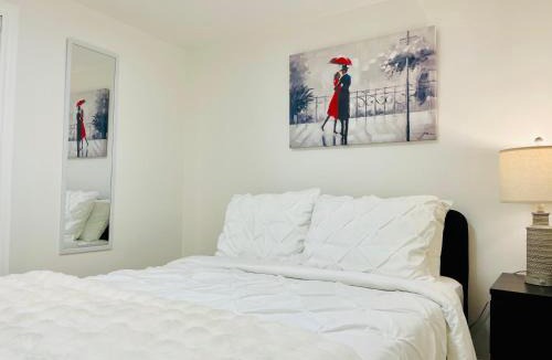 Brookhaven House | Cozy Private Room with Shared Bathroom in Toronto