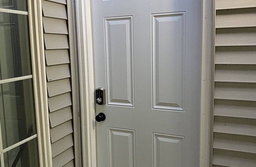 Tobyhanna Apartment | COZY PRIVATE STUDIO APARTMENT