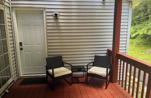 Tobyhanna Apartment | COZY PRIVATE STUDIO APARTMENT