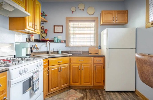 Downtown San Antonio House | Cozy & Private Studio Guesthouse near downtown