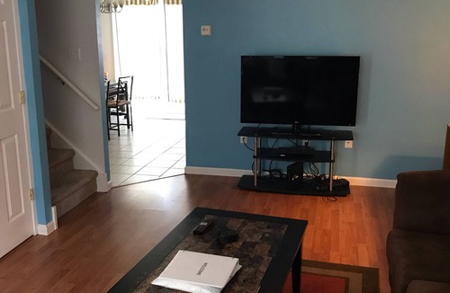 Park Forest Village House | Cozy PSU Townhouse!