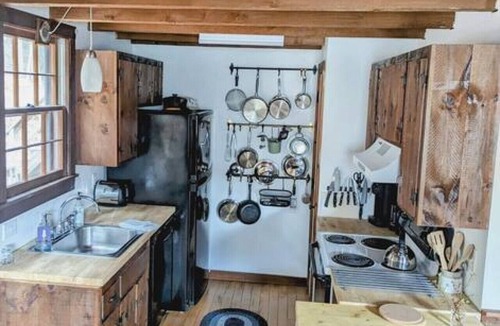 West Hartford Cabin | Cozy Quechee Cabin near Woodstock and Skiing w/woodstove and all the amenities