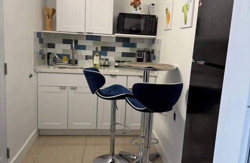 Pembroke Pines Apartment | Cozy Queen Studio,Patio BBQ and Free Parking