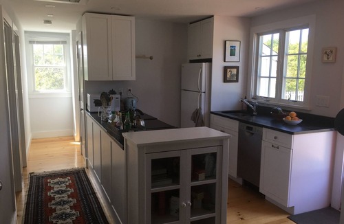 Quidnet House | Cozy Quidnet Cottage