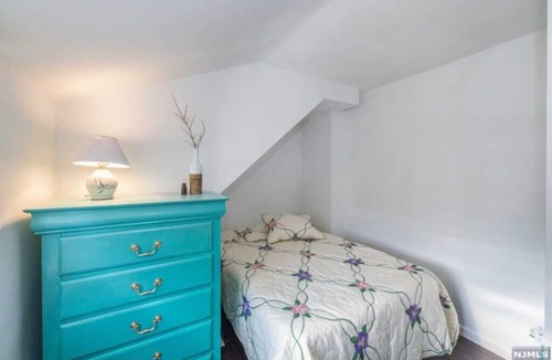 Fort Lee Apartment | Cozy & Quiet 2 Bed Apt 20 Minutes to NYC
