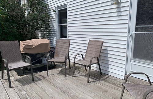 Back Cove House | Cozy, Quiet and Convenient