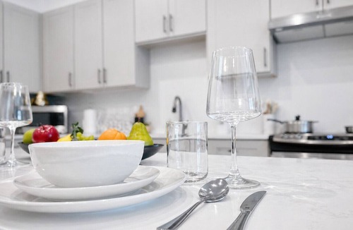 Sherman Apartment | Cozy & Quiet Home w/Pool, Gym, W/D WorkerFriendly