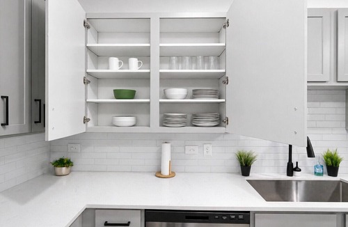 Sherman Apartment | Cozy & Quiet Home w/Pool, Gym, W/D WorkerFriendly