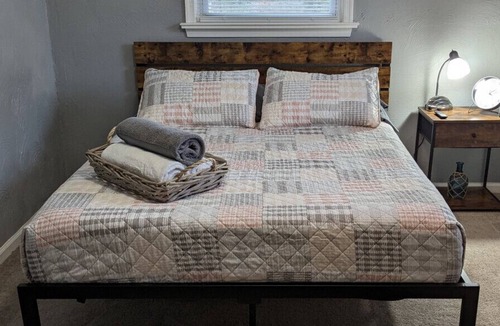Quinton House | Cozy, Quiet & Private 1 Story Home in Quinton, VA