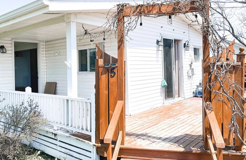 Grand Barachois House | Cozy quiet Winterized Cottage 3min walk to a beautiful beach & 5min from Shediac
