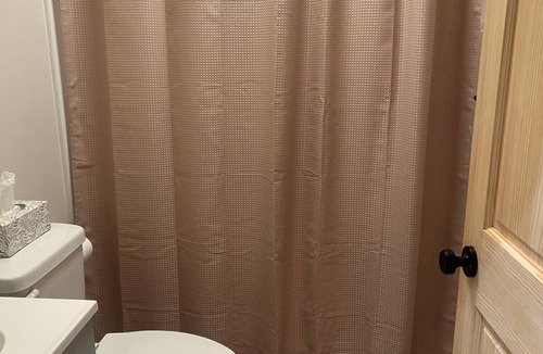 Vernon Cabin | Cozy, quiet with a country setting 1-bedroom hotel style cabin, #11, in Verona