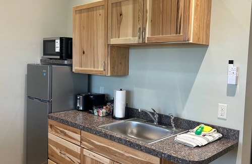 Vernon Cabin | Cozy, quiet with a country setting 1-bedroom hotel style cabin, #22, in Verona