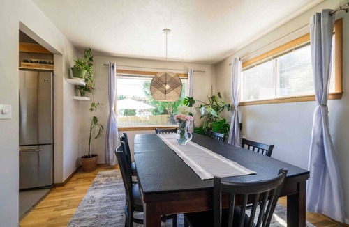 Wenatchee House | Cozy & Quiet with Saddlerock Views