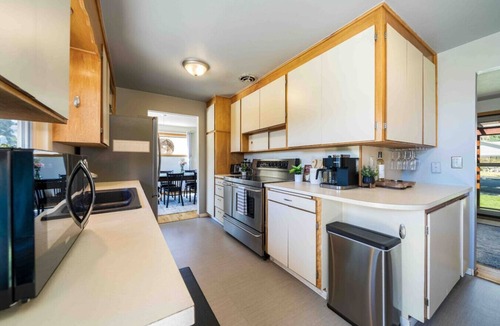 Wenatchee House | Cozy & Quiet with Saddlerock Views